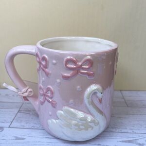 Peppermint & Pine Pink Bow Swan Mug